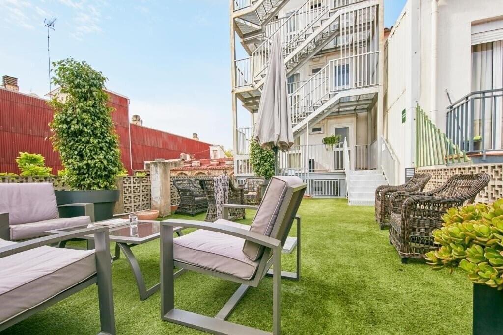 Отель Transit 1*