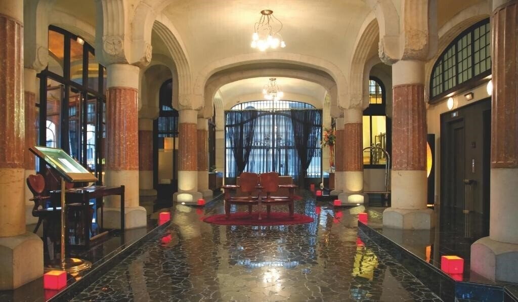 Casa Fuster 5* суреті