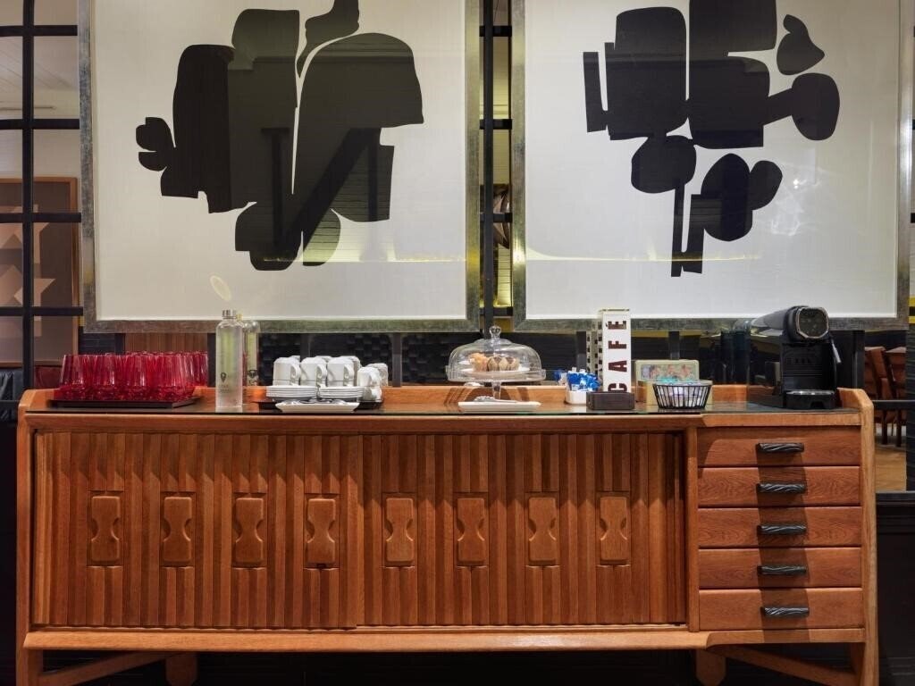 H10 Metropolitan 4* суреті