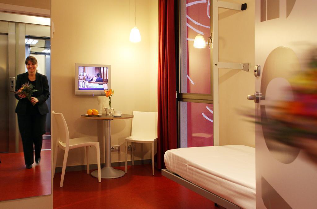 Ciutat Vella 3* фотосуреті