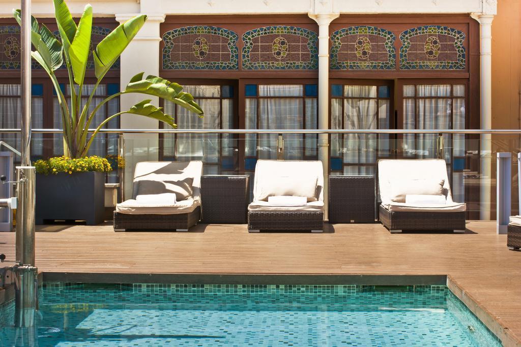 Отель Grupotel Gran Via 678 4*