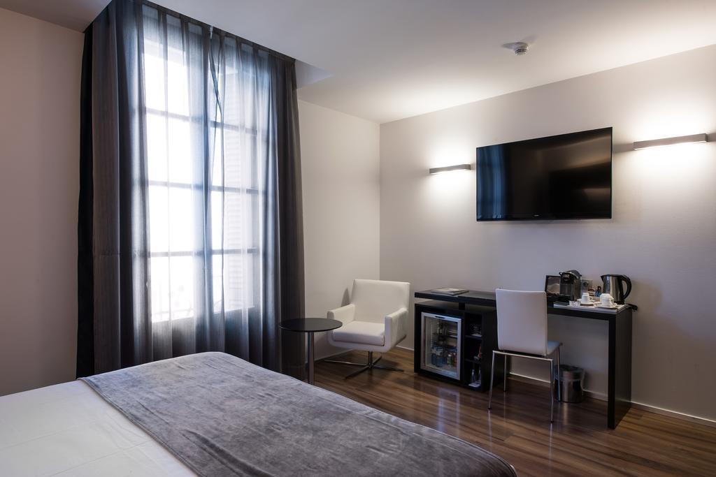 Catalonia Catedral Hotel 4* фотосуреті