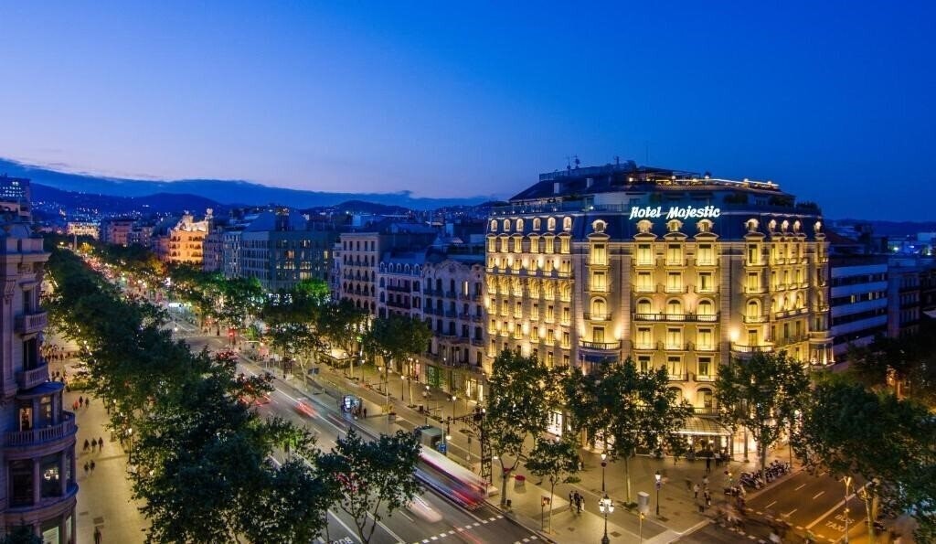 Отель Majestic Residence Barcelona 5*