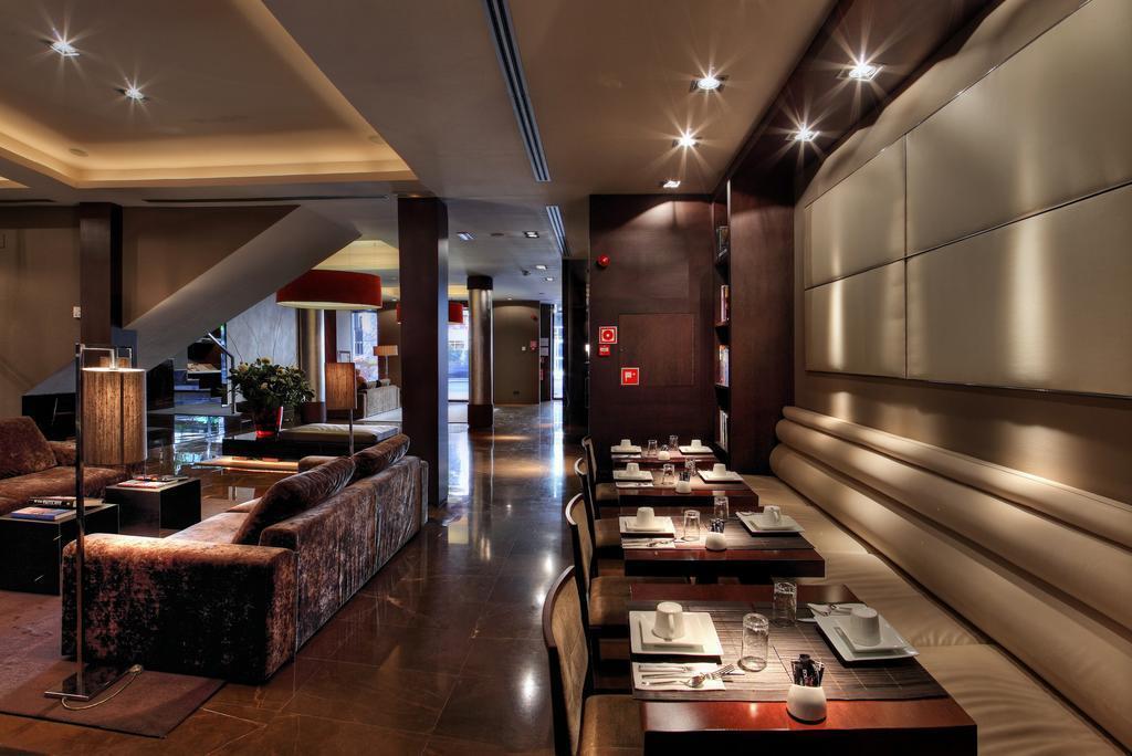 Фотография Hotel Advance 4*