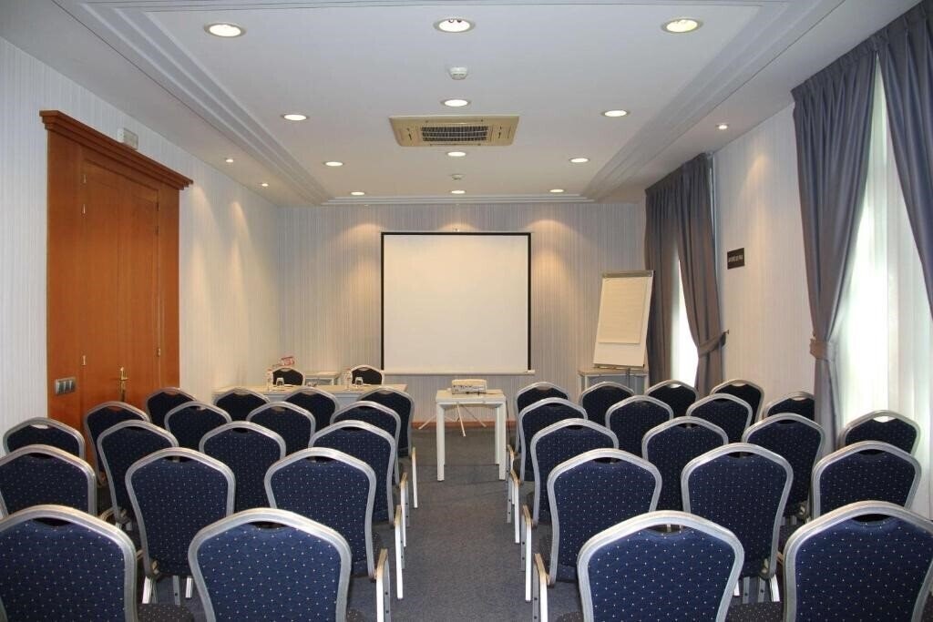 Фотография Best Western Premier Hotel Dante 4*