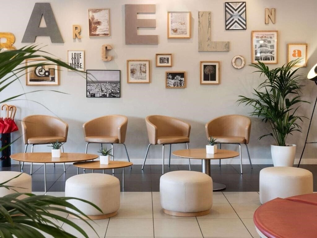 Фото Ibis Barcelona Meridiana 2*