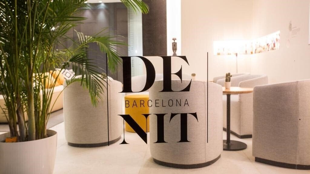 Denit Barcelona 3* суреті
