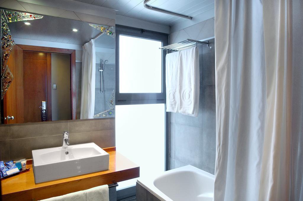 Изображение Evenia Rossello 4*