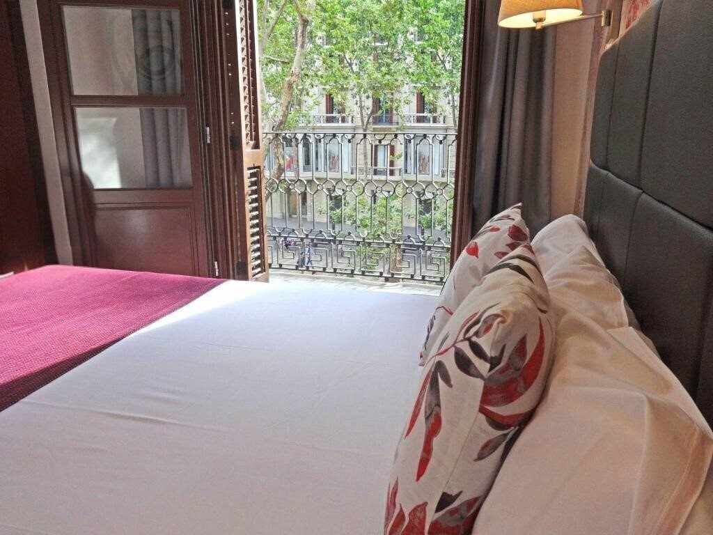 Отель Lloret 1*