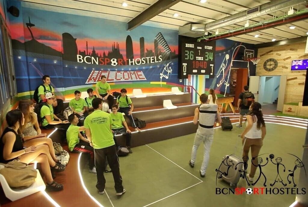 Отель Bcn Sport Hostels 1*