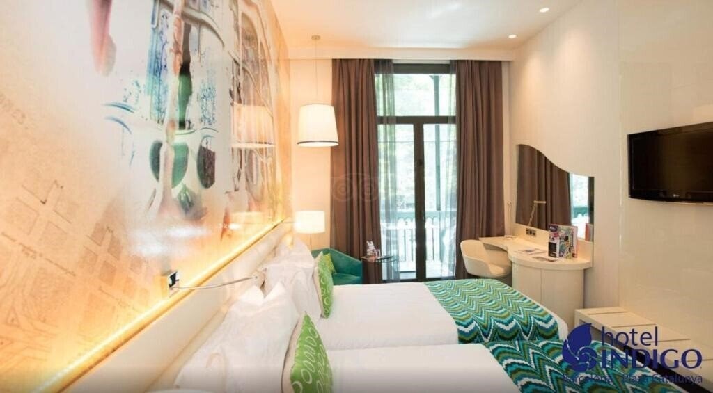 Фотография Indigo Barcelona - Plaza Catalunya 4*
