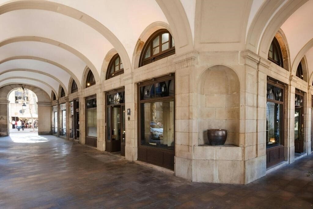 Hotel Do: Placa Reial 5* суреті