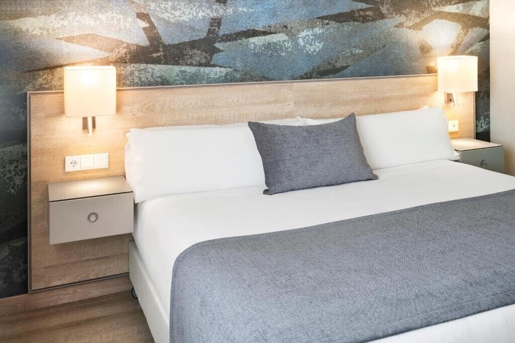 Ciutat Del Prat 4* қонақ үйі