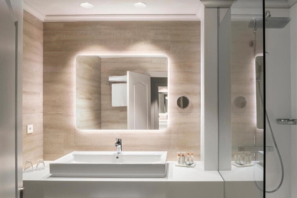 Ciutat Del Prat 4* фотосуреті