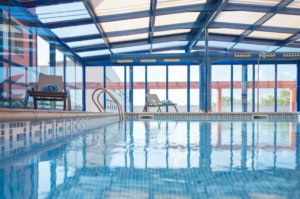 Ciutat Del Prat 4* суреті