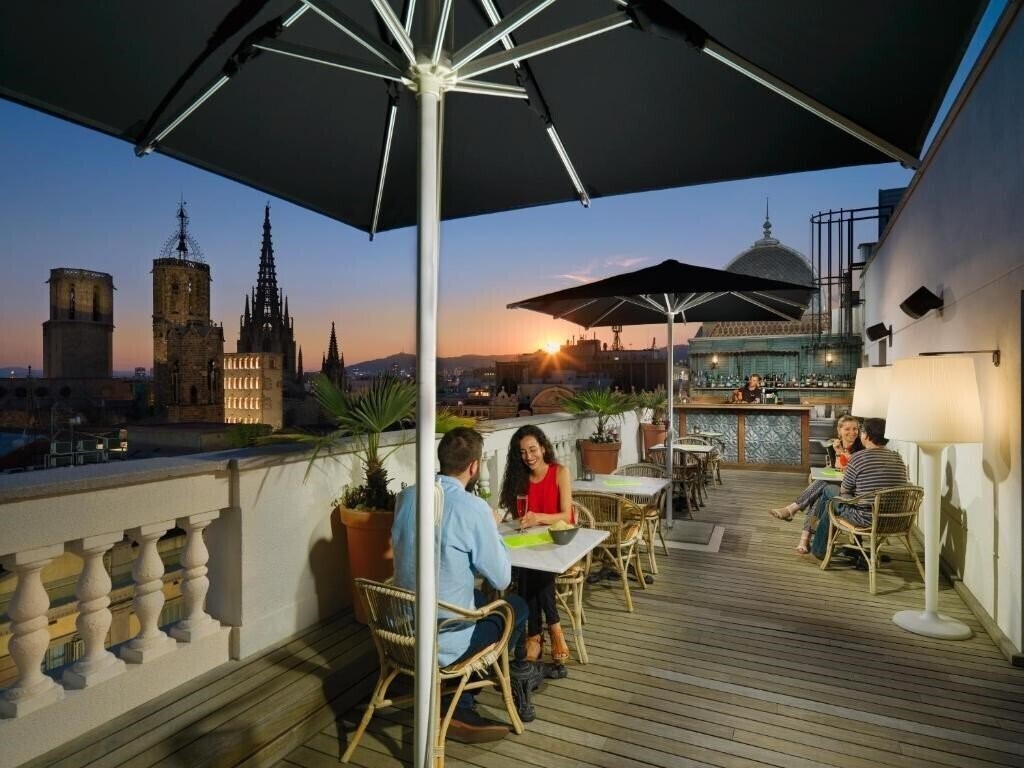 Фото H10 Montcada 3*