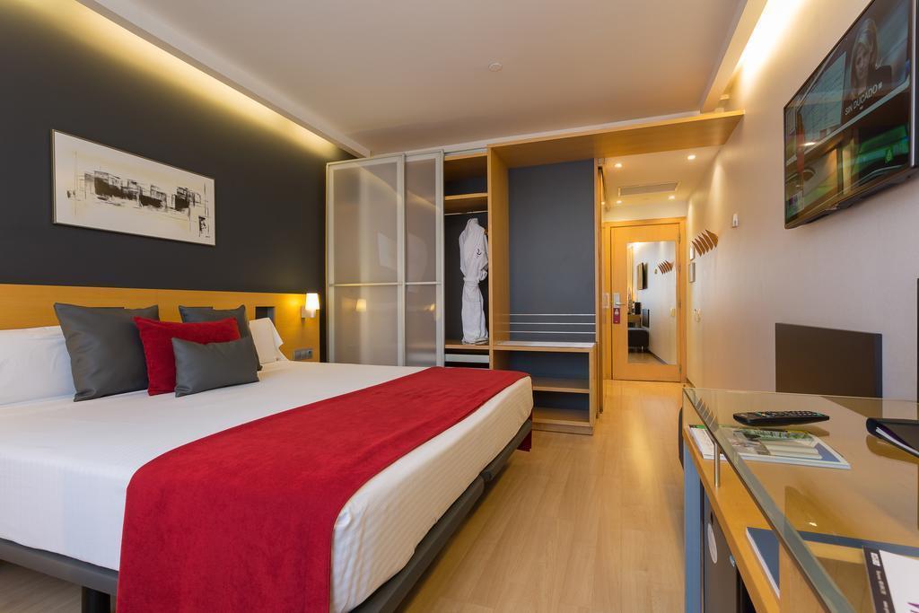 Фото Ayre Hotel Caspe (ex. Ayre Caspe) 4*