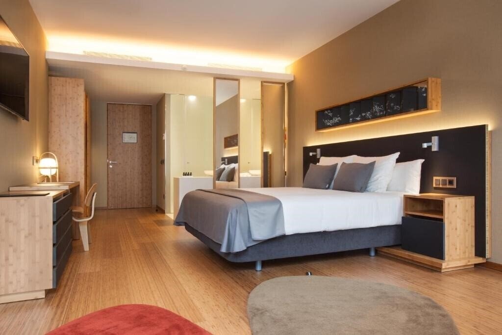 Od Barcelona 5* суреті