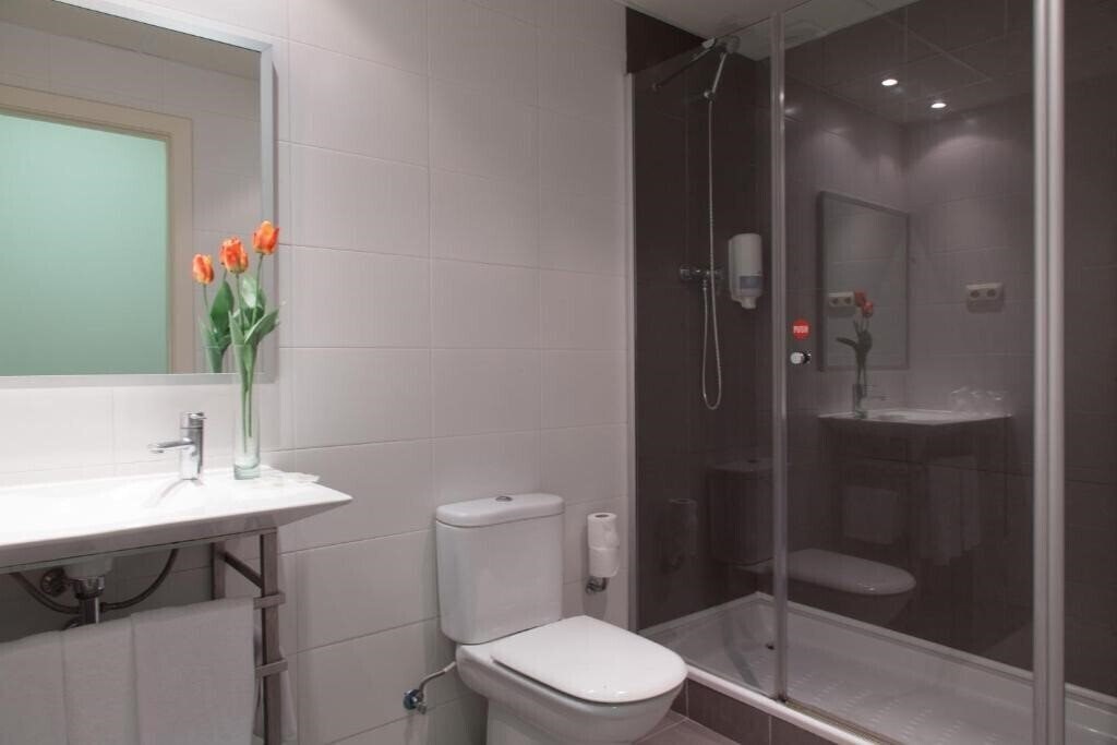 Residencia Erasmus Gracia 3* суреті