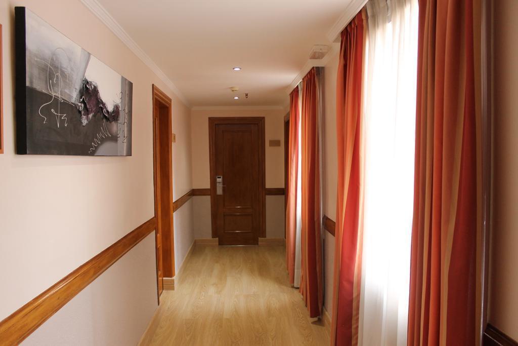 Изображение Rivoli Ramblas 3*