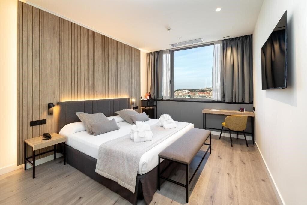 Fira Congress 4* қонақ үйі