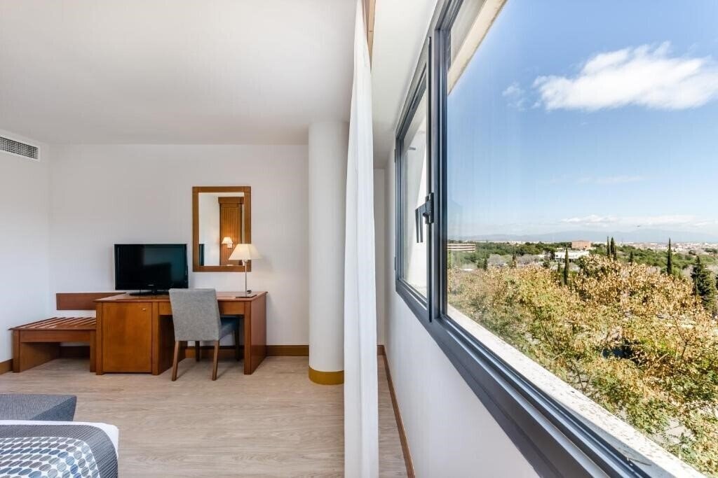 Картинка Hotel Exe Campus 4*