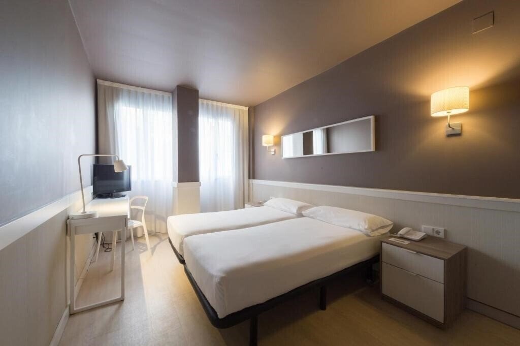 Paral.El 2* қонақ үйі