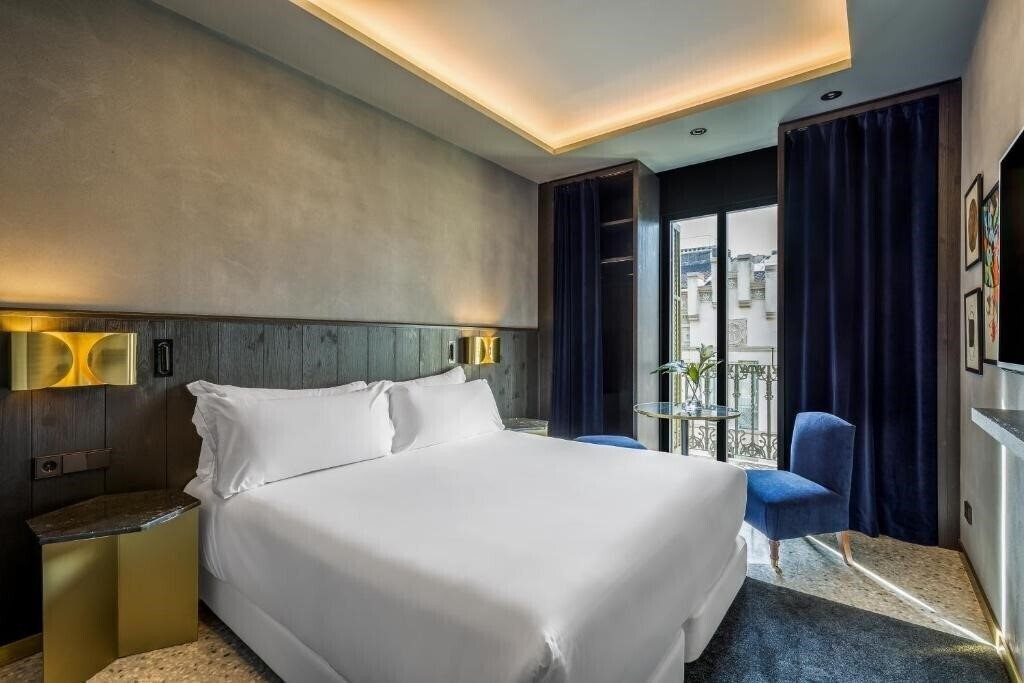 Фото Room Mate Gerard 4*