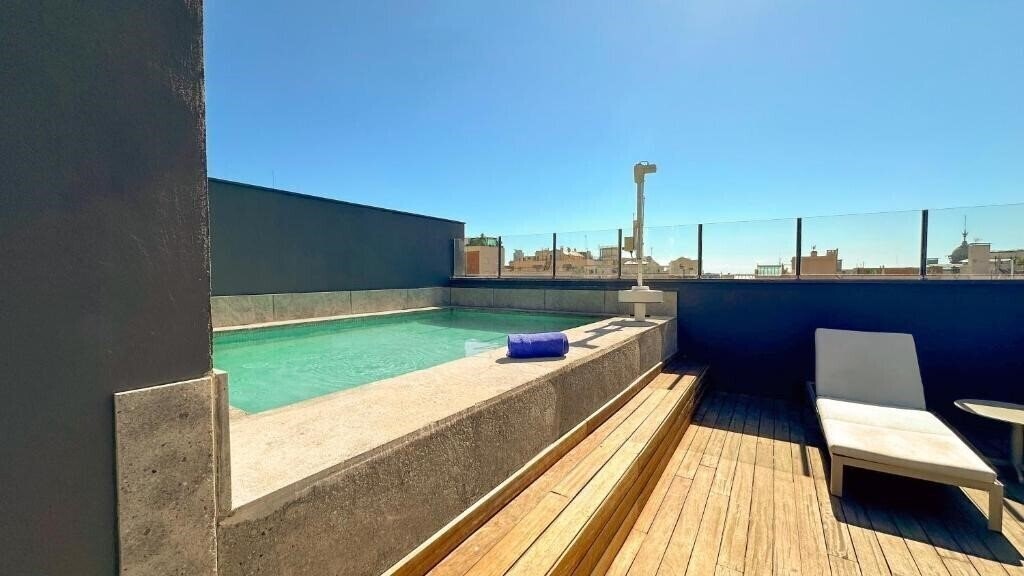 Room Mate Gerard 4* суреті