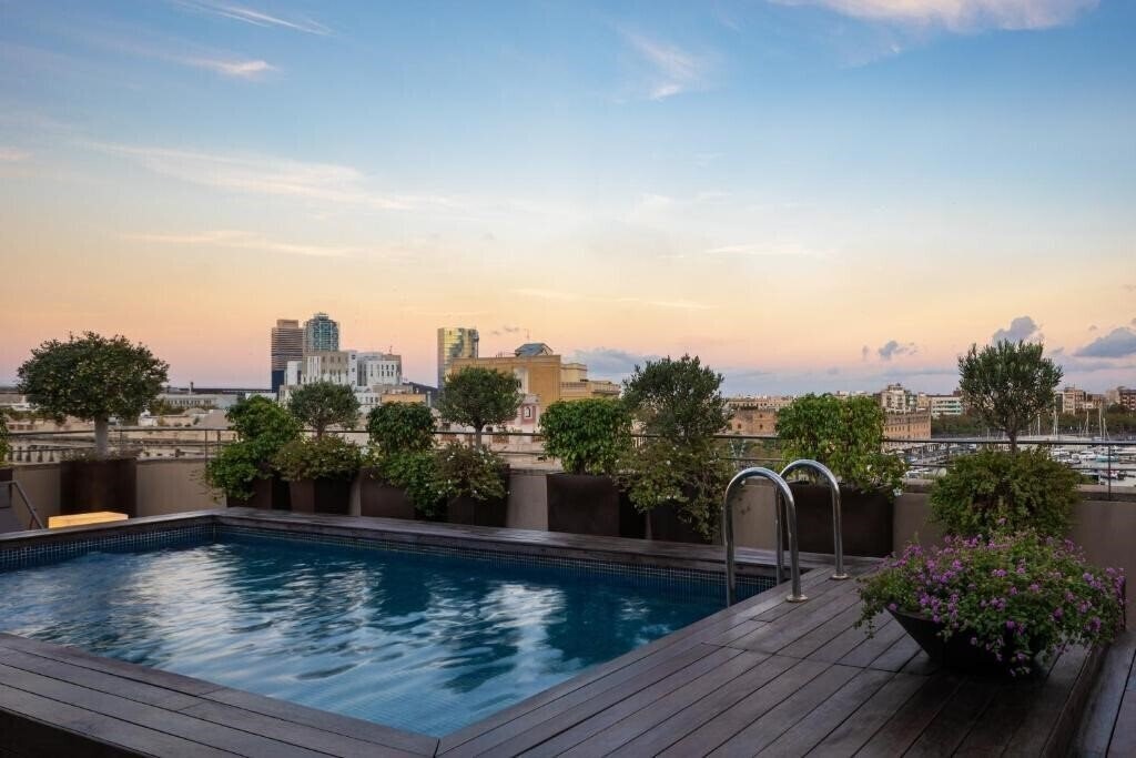 Изображение Duquesa Suites Barcelona 4*