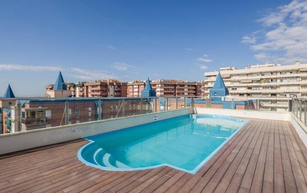 Ilunion Les Corts (ex. Senator) 4* қонақ үйі