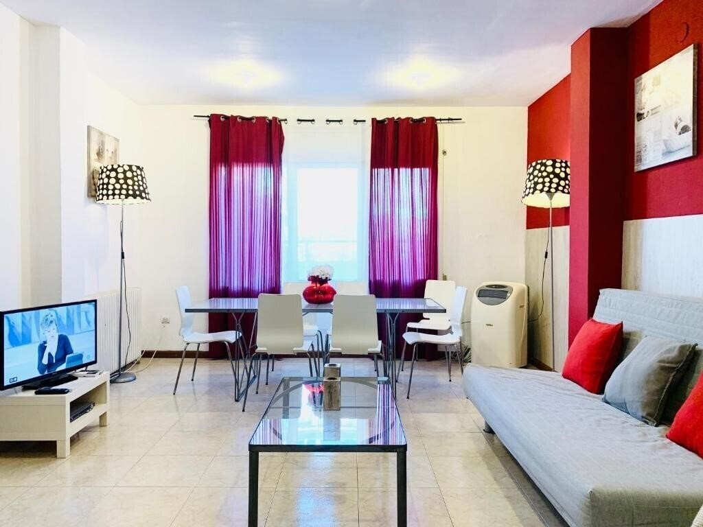 Отель La Pedrera Residence 3*