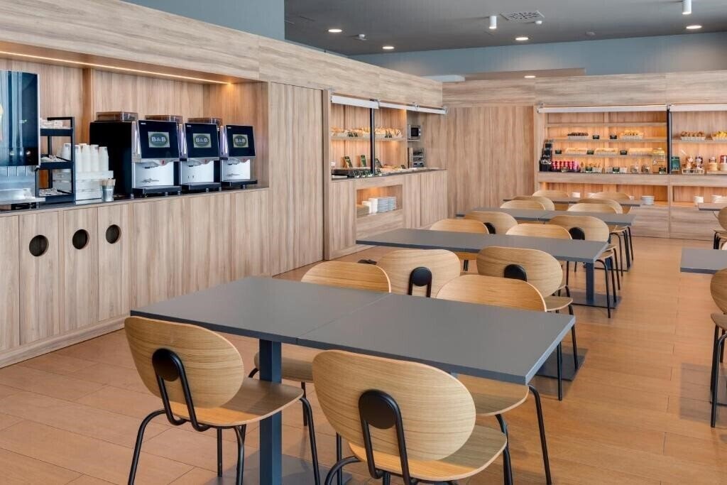 B&B Hotel Barcelona Viladecans (ex. Sidorme Viladecans) 3* суреті