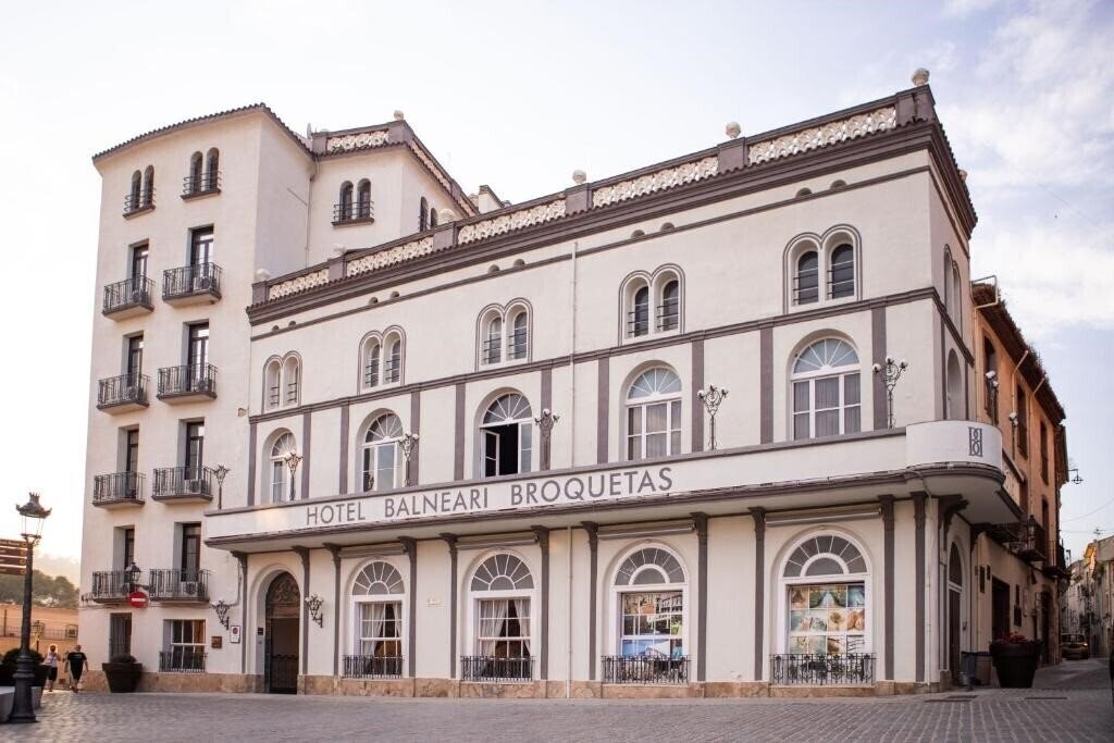 RVHotels Broquetas SPA Termal (ex. Balneario Broquetas) 3* қонақ үйі