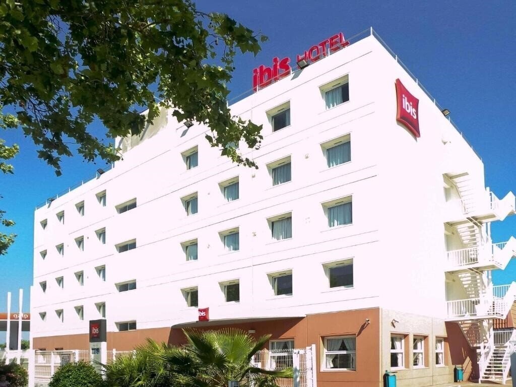 Картинка Ibis Barcelona Castelldefels 2*