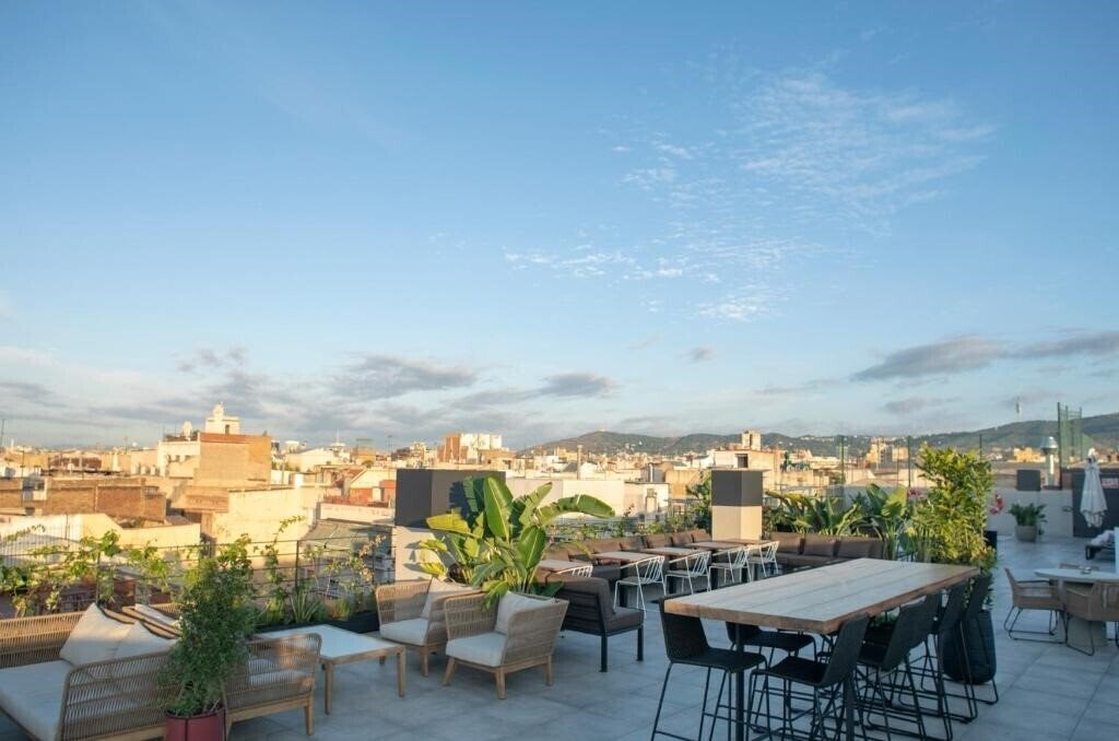 Hotel Silken Ramblas 4* суреті