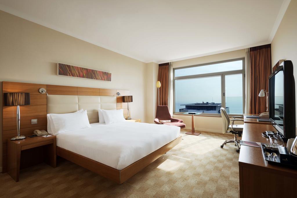Изображение Hilton Diagonal Mar Barcelona 4*