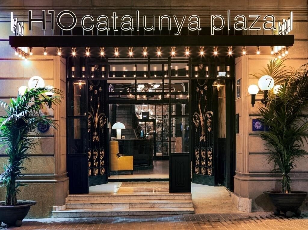 H10 Catalunya Plaza 3* қонақ үйі