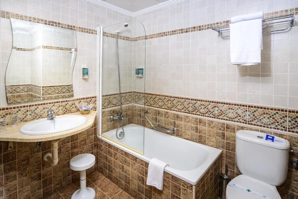 Изображение CONDAL (ex. Condal Hotel) 3*