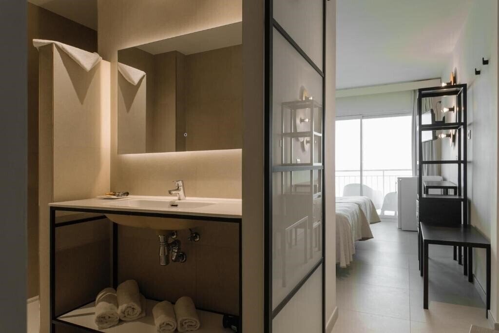 Nadal 3* фотосуреті