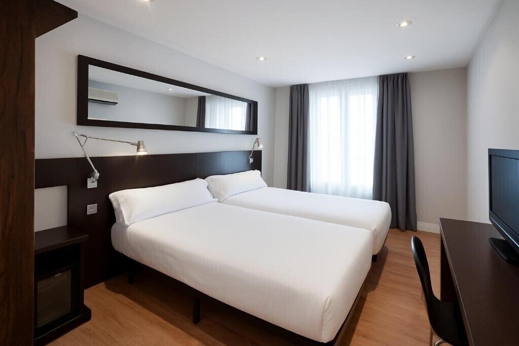 Petit Palace Arana 3* қонақ үйі