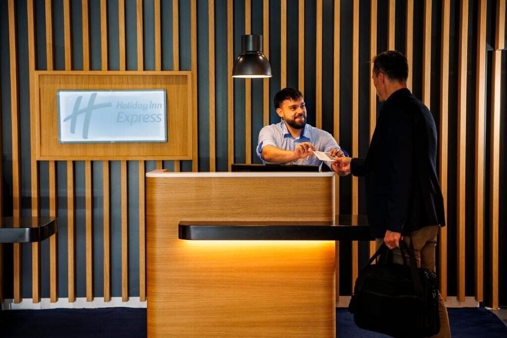 Изображение Holiday Inn Express Bilbao 3*