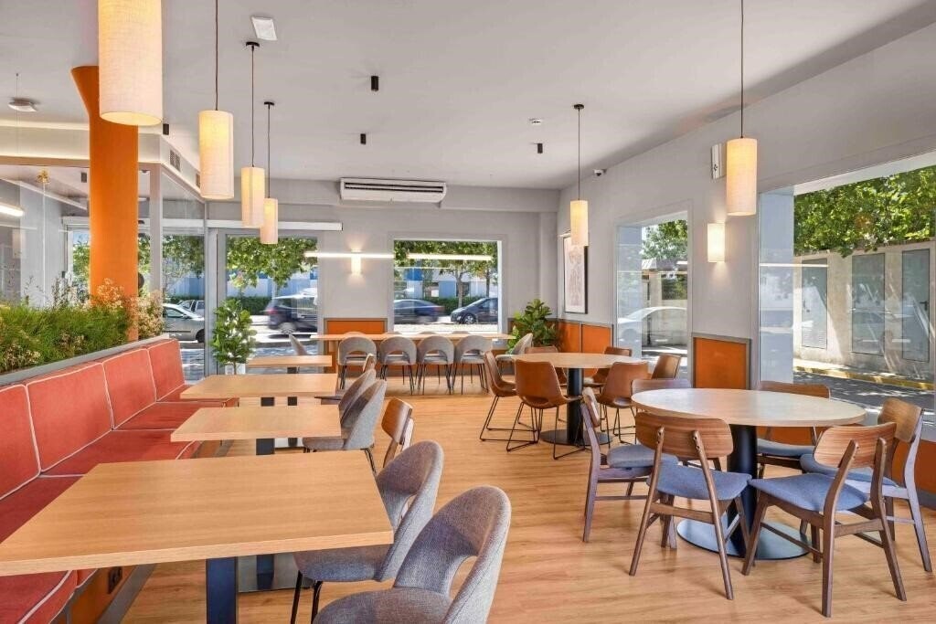 Картинка B&B Hotel Figueres (ex. Sidorme Figueres) 2*