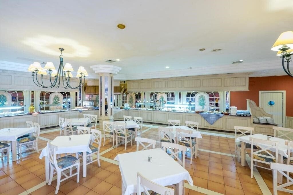 Картинка Royal Suite 3*