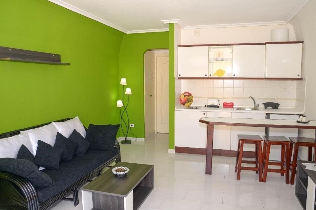 Apartamentos La Piramide 3* суреті