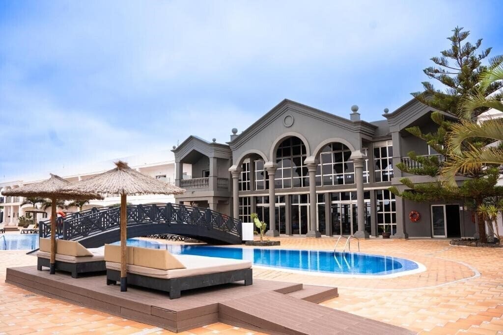 Coral Cotillo Reef 4* қонақ үйі