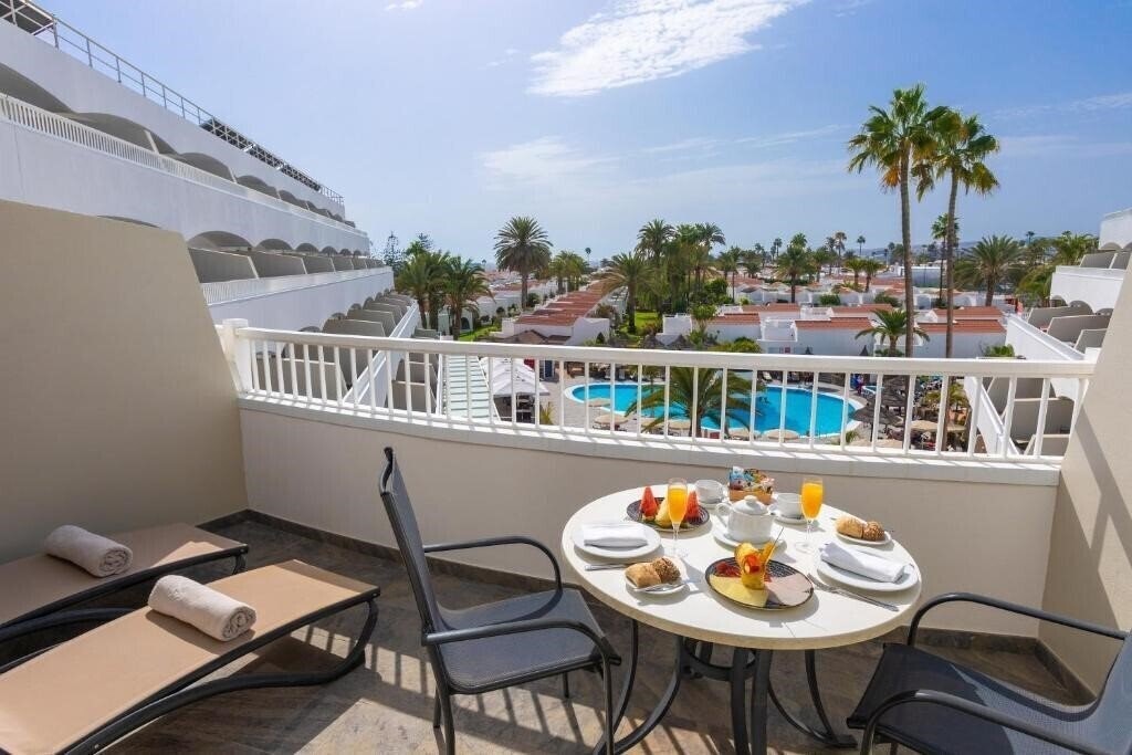 Sol Barbacan Aparthotel 4* суреті