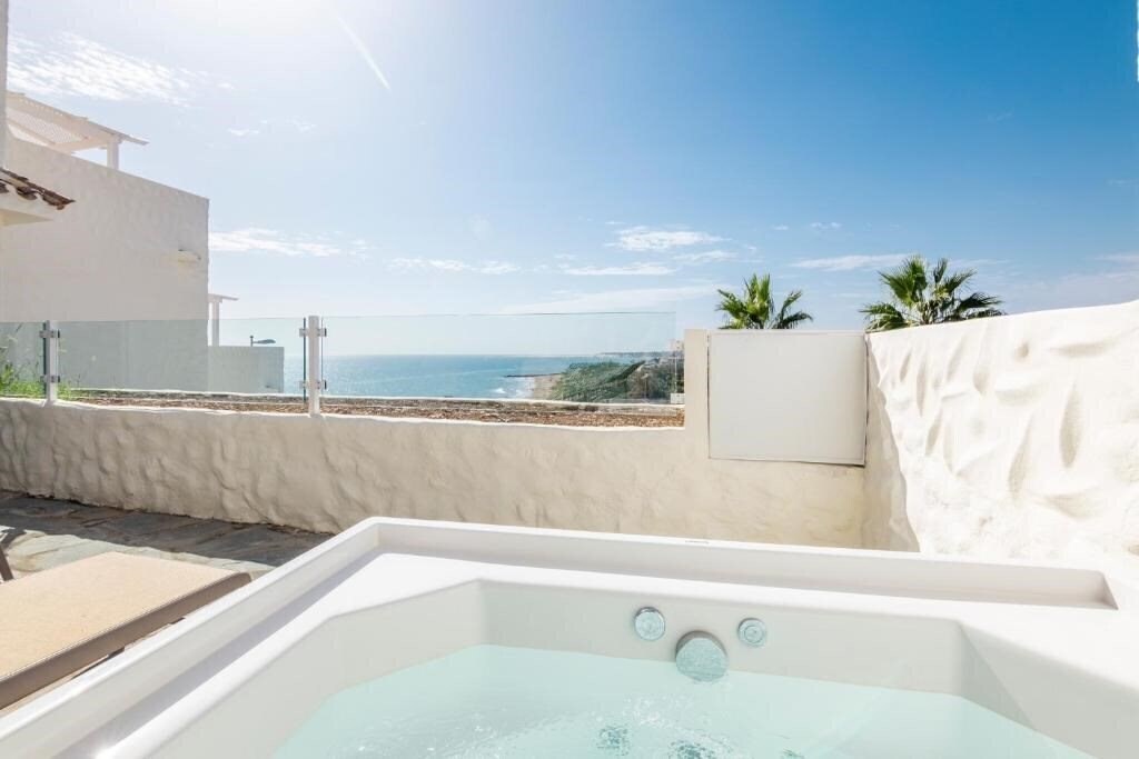 Изображение Abora Interclub Atlantic by Lopesan Hotels 3*