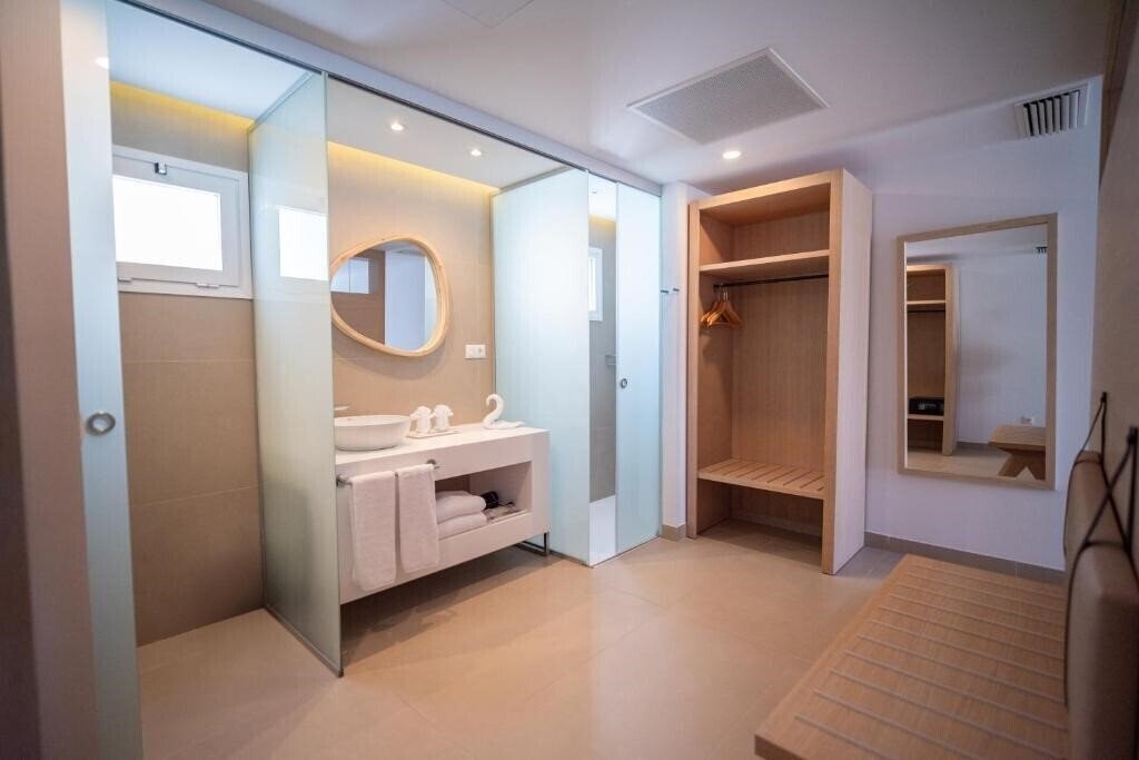 Фотография Hl Miraflor Suites (ex. Miraflor Suites) 4*