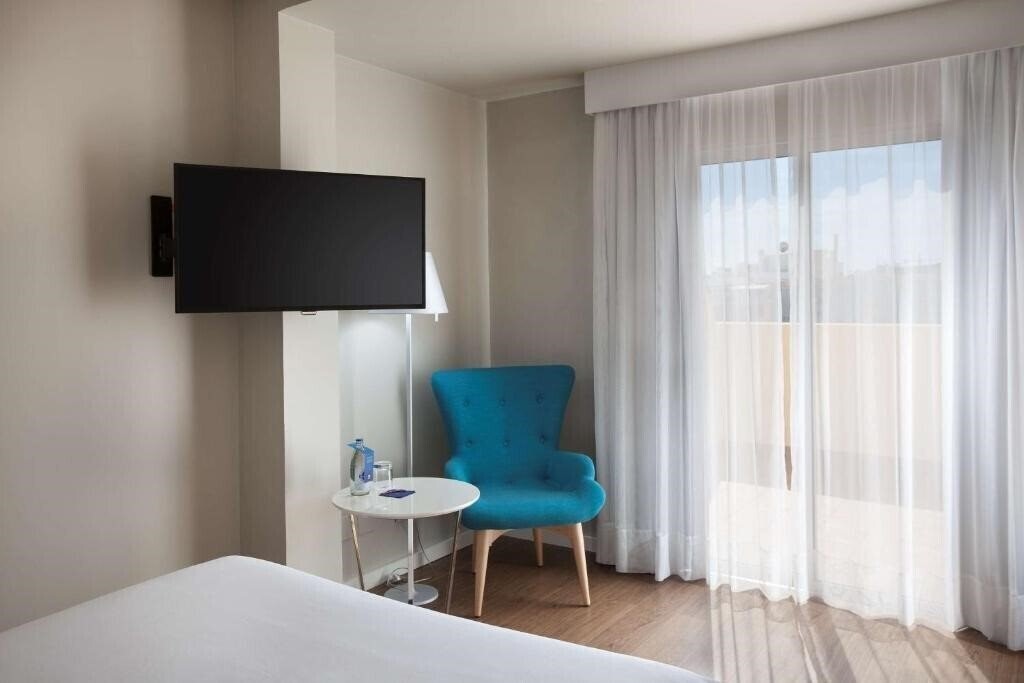 Nh Las Palmas Playa Las Canteras 3* суреті